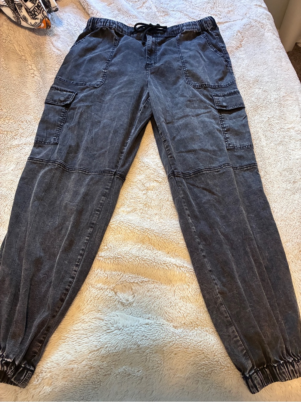 WOMANS SO STRETCH JOGGERS HIGH RISE SIZE LARGE-BLK - Picture 3 of 6